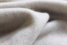 The Benefits of Investing in a High-Quality Cashmere Cardigan
