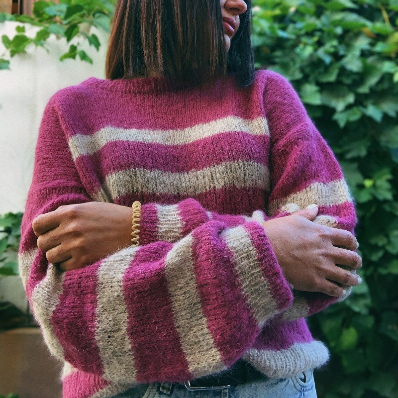 Custom 100% Cotton 0-neck Striped Women’s Knitted Pullover Sweater in Pink and White - Hugging Self