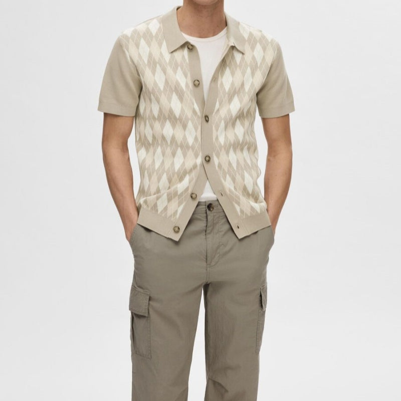 Model showcasing Custom Casual Men's Argyle Knit Polo, paired with cargo trousers - OEM/ODM Short Sleeve Knitwear